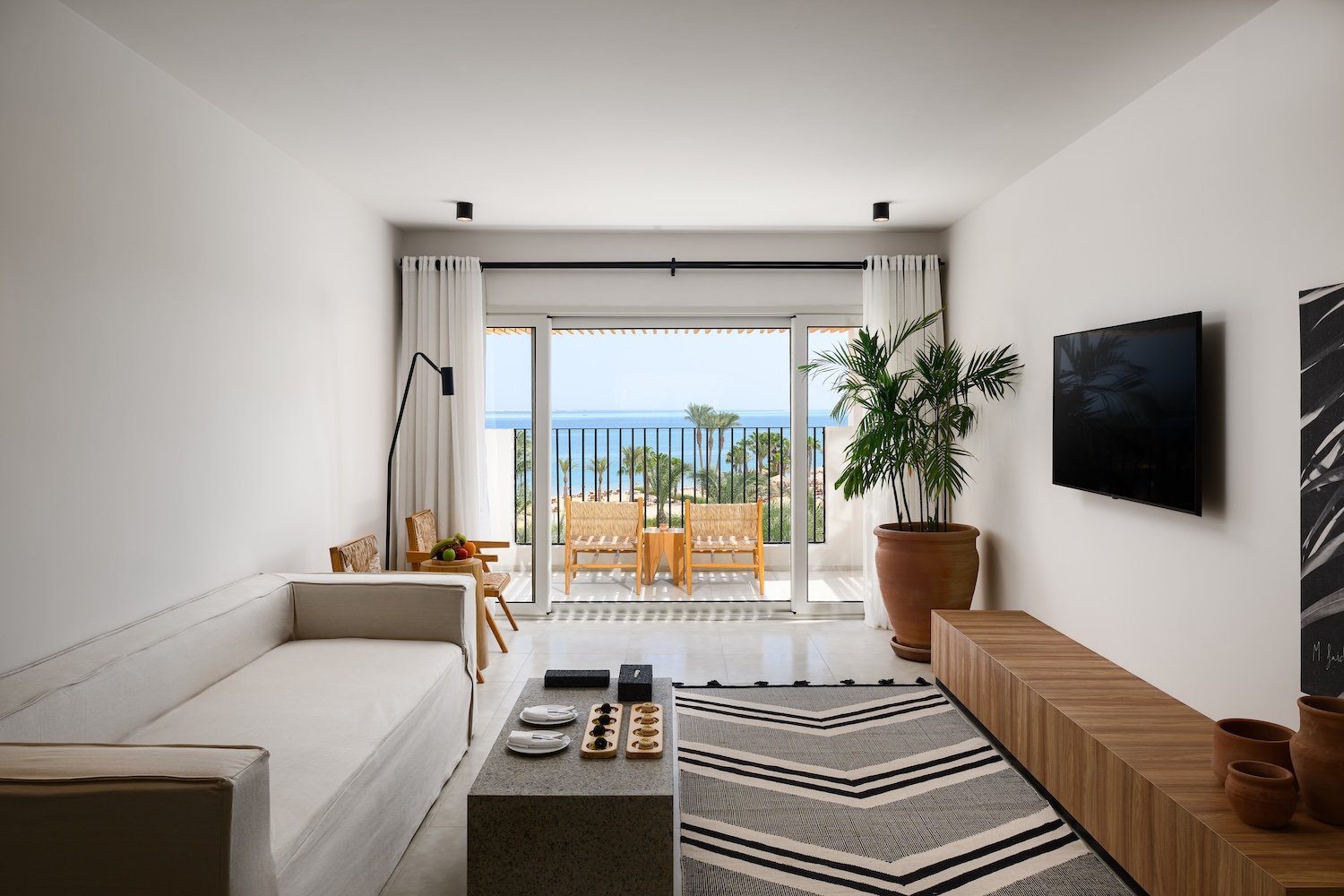 Reserve Oasis Suite — 2