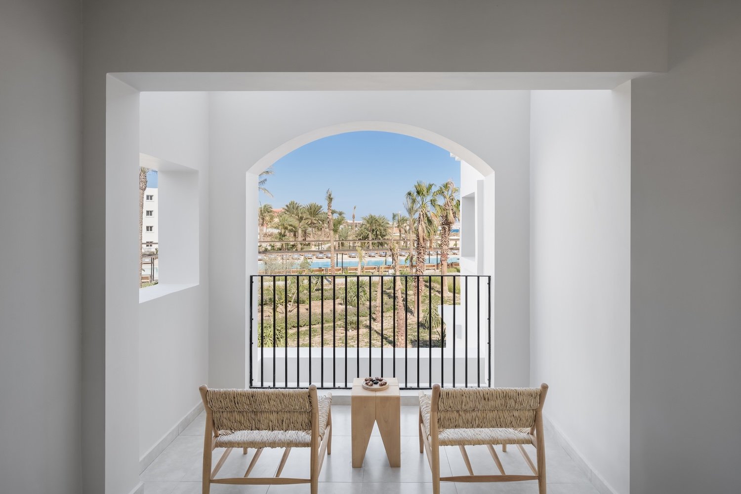 Deluxe Resort Room, photograph 2